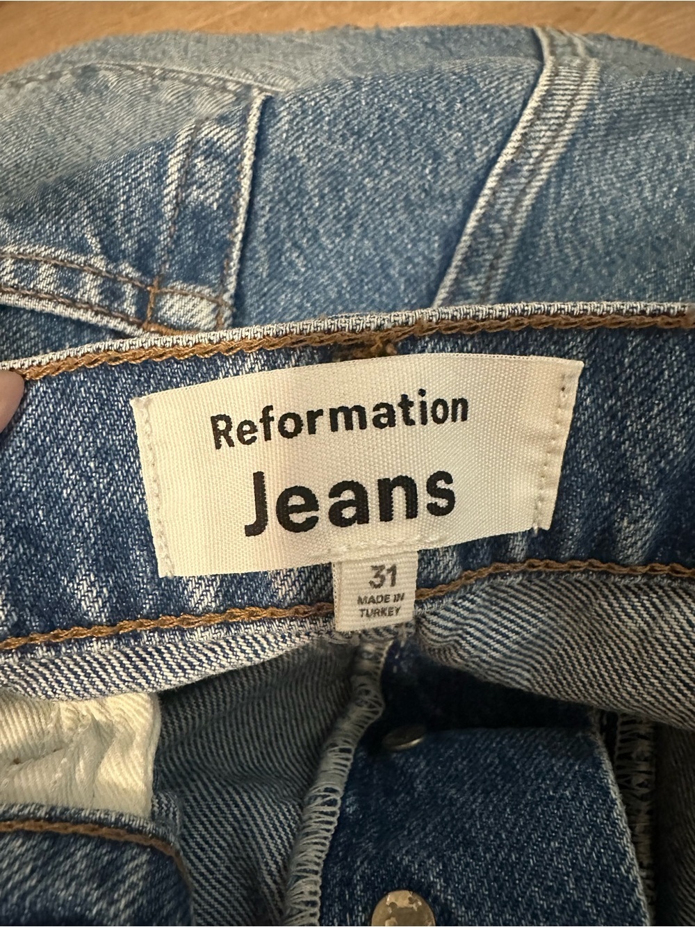 Reformation Charlene High Rise Jean Colorado Wash Shorts size 31 - Picture 5 of 5